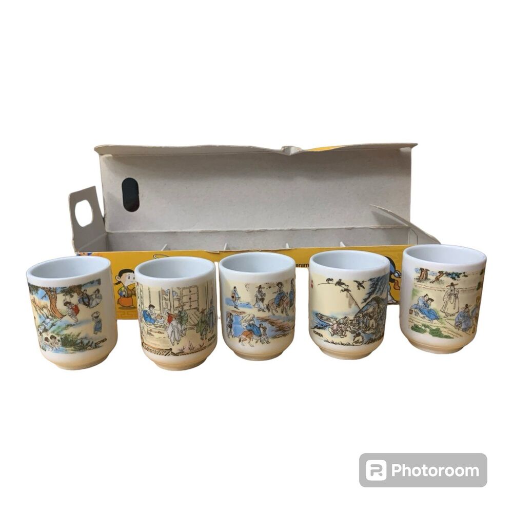 Korean famous painter, Shin Yun-bok, Soju Ceramic Set